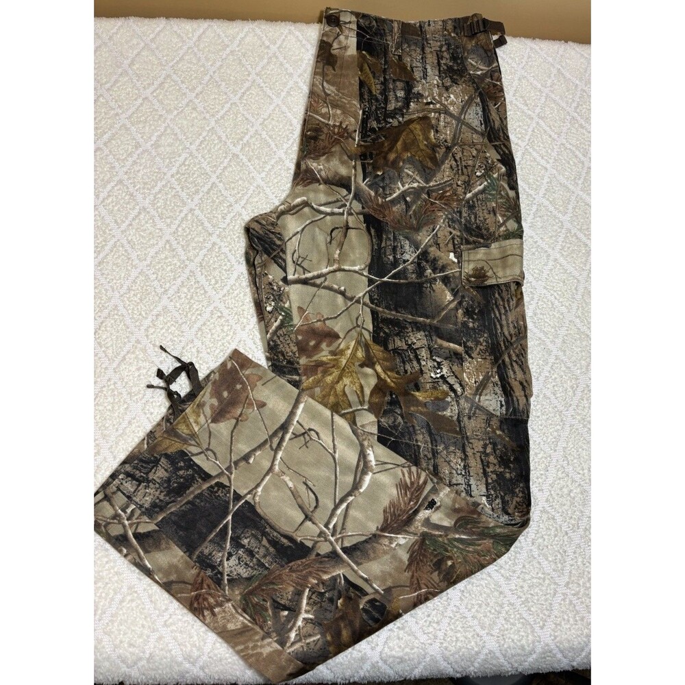 Cabela’s Outdoor Gear Woodland Camo Hunting Cargo Pants Men’s Size 38 Reg